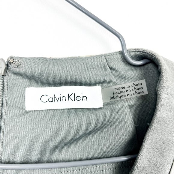 Calvin Klein Grey Sleeveless Floral Blouse - Picture 3 of 10